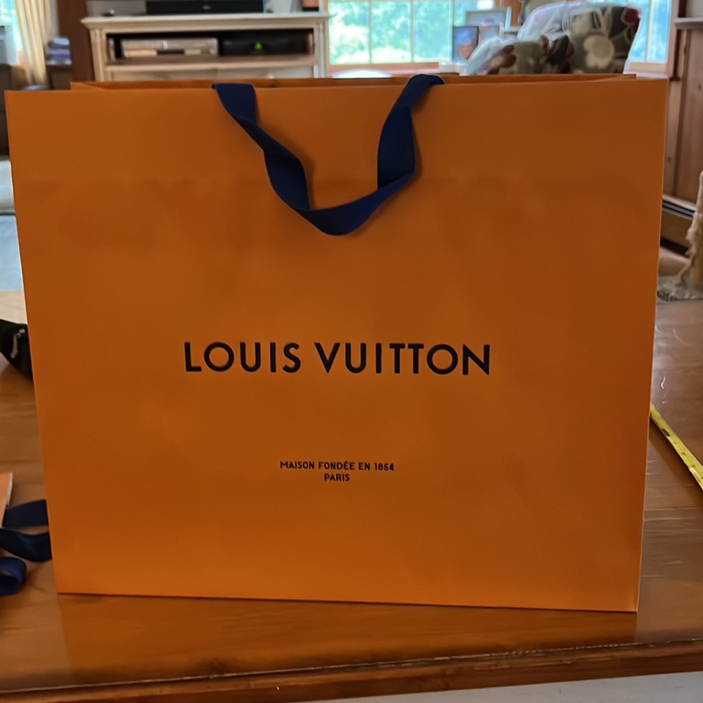 LOUIS VUITTON Empty Shopping Gift Tote Replacement Bag Medium Size 15”x 13.5”
